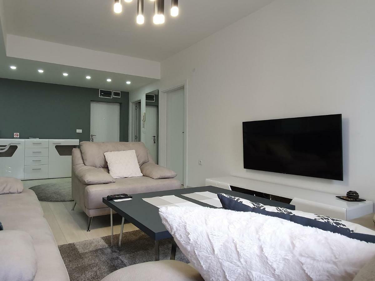 City Center Apartment Скопие Екстериор снимка