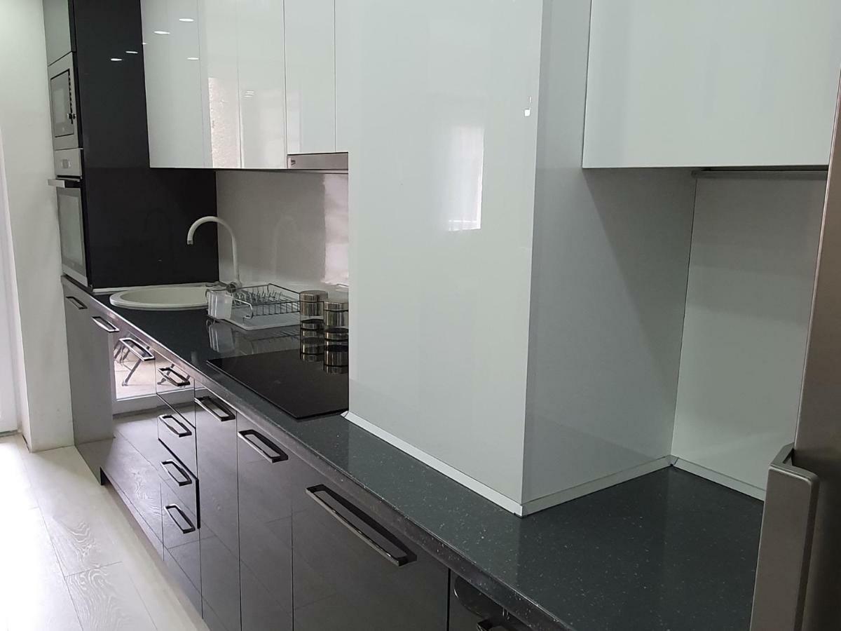 City Center Apartment Скопие Екстериор снимка