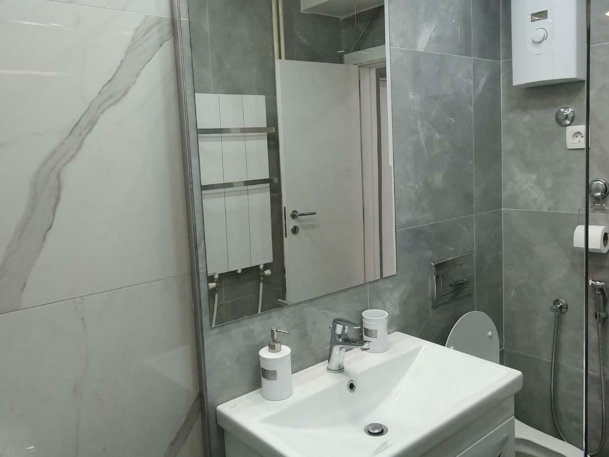 City Center Apartment Скопие Екстериор снимка