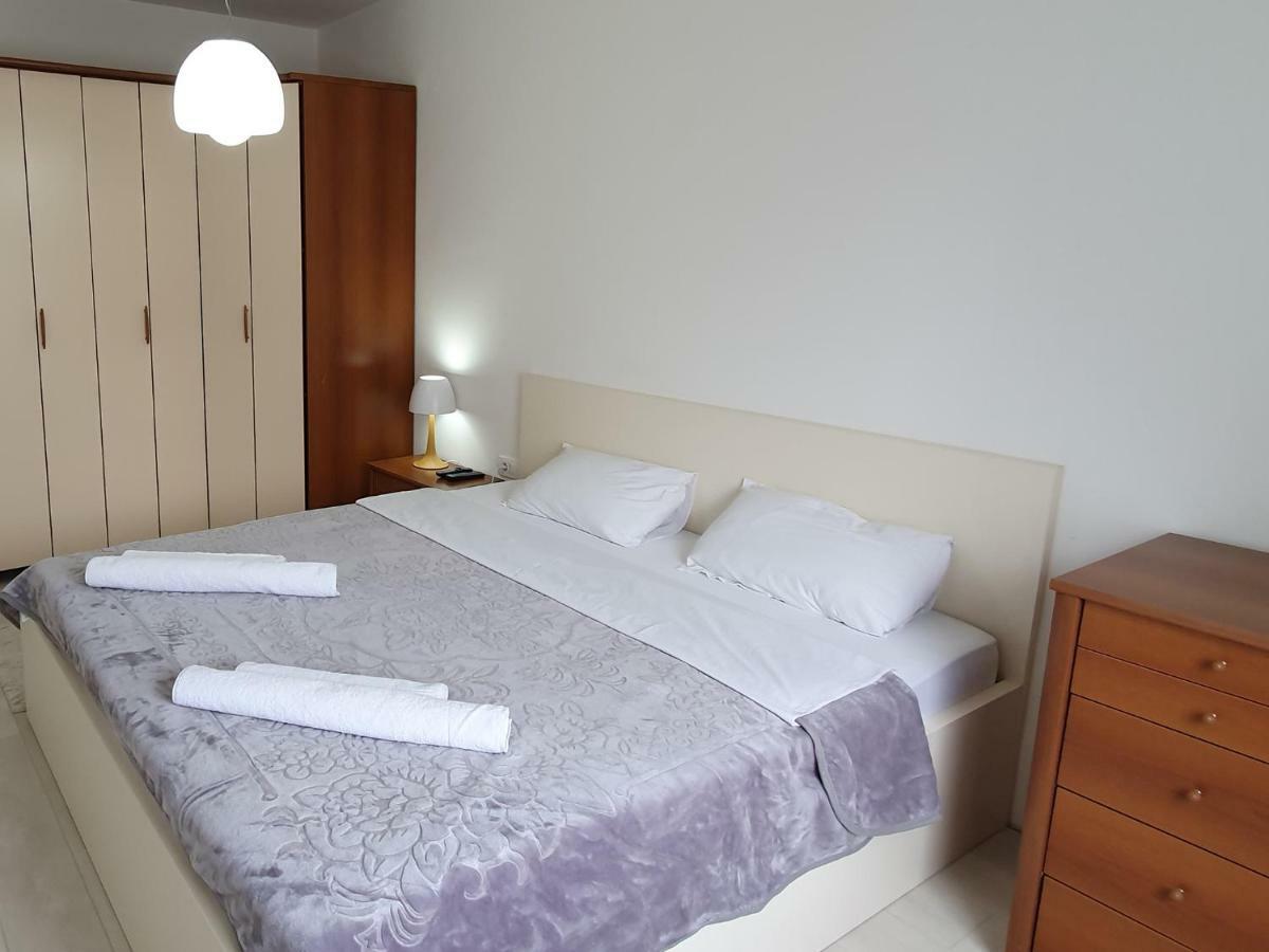 City Center Apartment Скопие Екстериор снимка