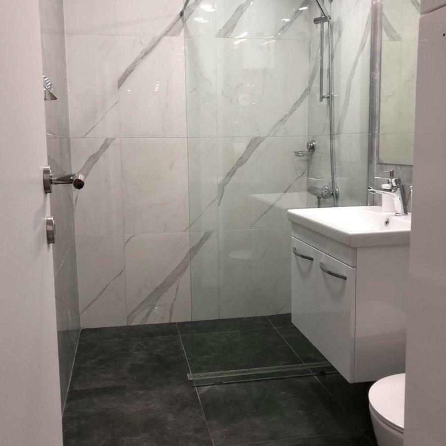 City Center Apartment Скопие Екстериор снимка